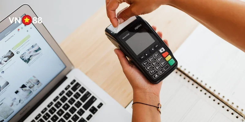 Nạp Tiền VN88 Nhanh Tiện Lợi Qua Nhiều Kênh Hỗ Trợ 3 Nạp tiền qua ví điện tử tại VN88 thường có thời gian xử lý tức thì, chỉ trong vài giây là tiền đã vào tài khoản và sẵn sàng để chơi.
