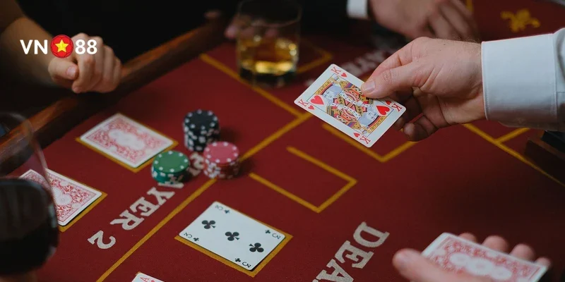 Baccarat VN88 – Trò Chơi May Rủi Hấp Dẫn Với Tỷ Lệ Thắng Cao 1 Baccarat VN88 là phiên bản điện tử của trò chơi Baccarat truyền thống, được thiết kế đặc biệt để phù hợp với nền tảng trực tuyến của nhà cái VN88.